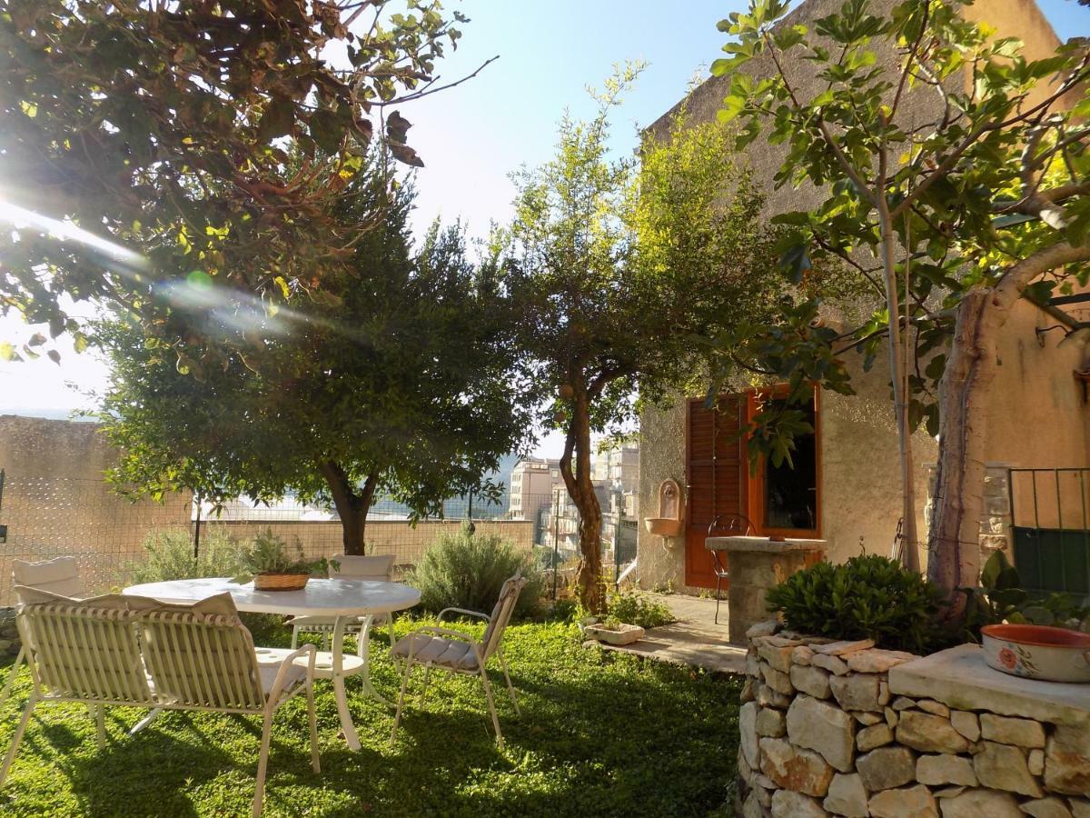 Garden&House Amore Vero Модика Екстериор снимка